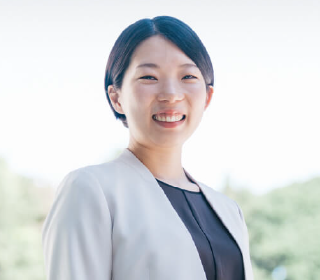 事務・本部人物画像