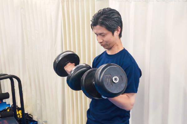 休日の職員画像